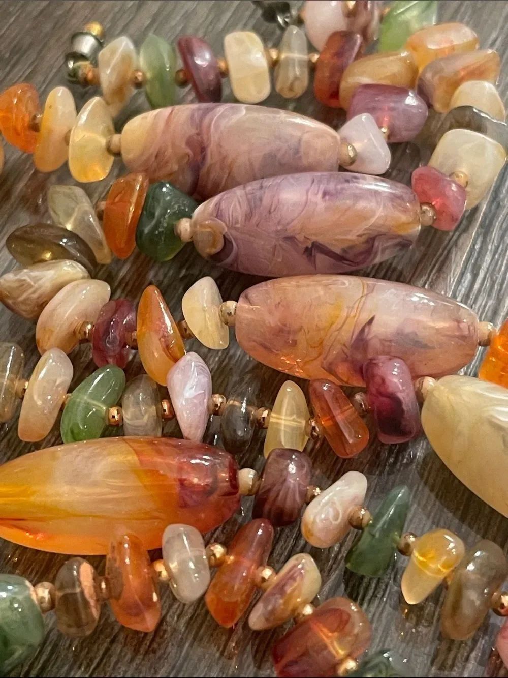Vintage Multi-color Chunky Acrylic Marbled Beaded Statement Necklace - Picture 15 of 15